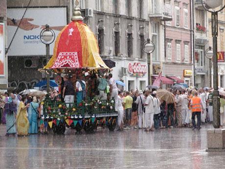 Ratha-yatra 2005 67
