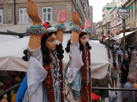 Ratha-yatra 2005 109