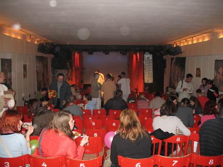 Fotke s Hare Kri1na Festivala 83