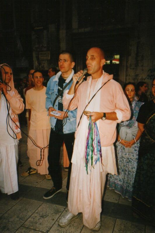1996 Indradyumna Swami Harinam 2