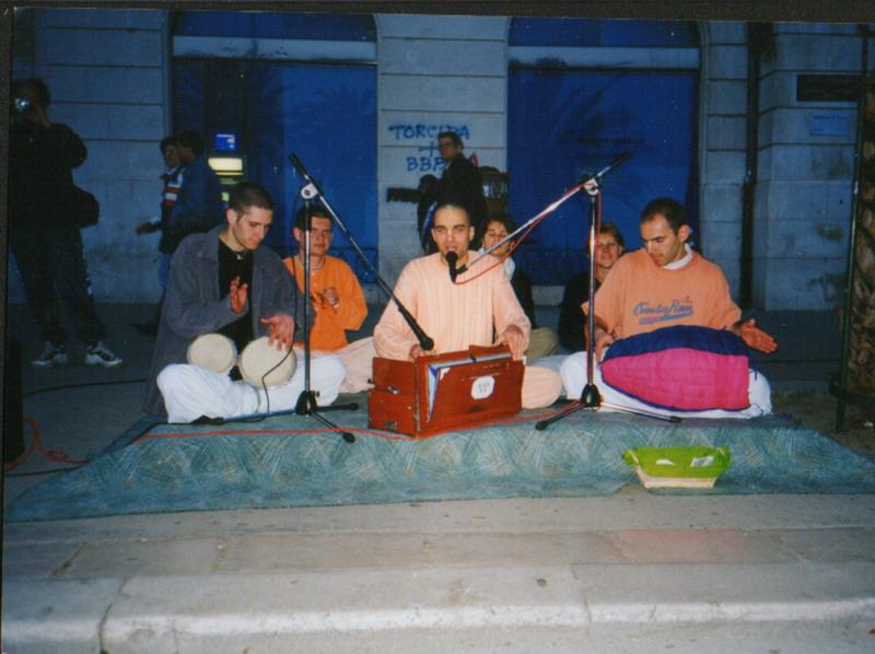 1999 Harinam Riva