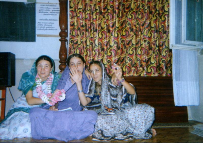 1994 Tulasi, Sacirani, Bhuvanesvari