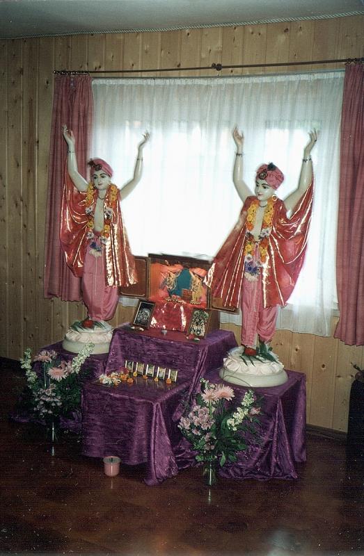 1994. Nandanandana (D)