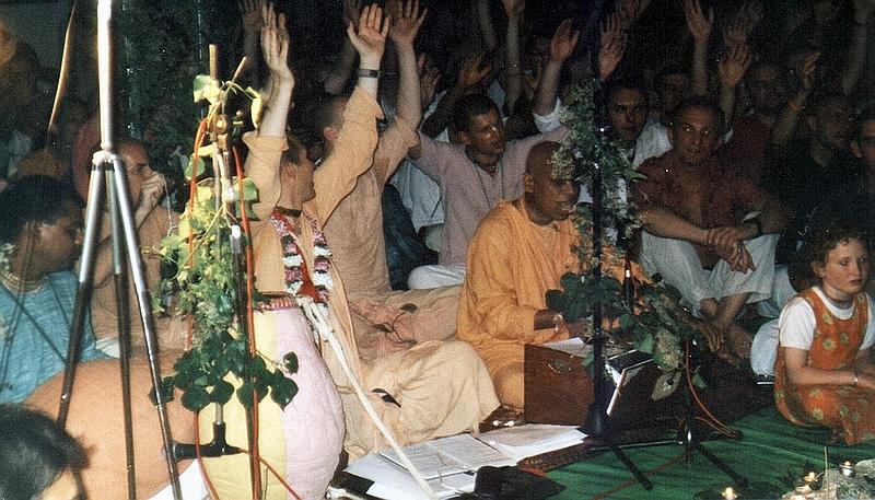 2001. Premantura - nama yajna