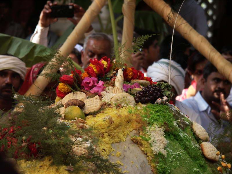 22 10 Go puja, Govardhan puja 47
