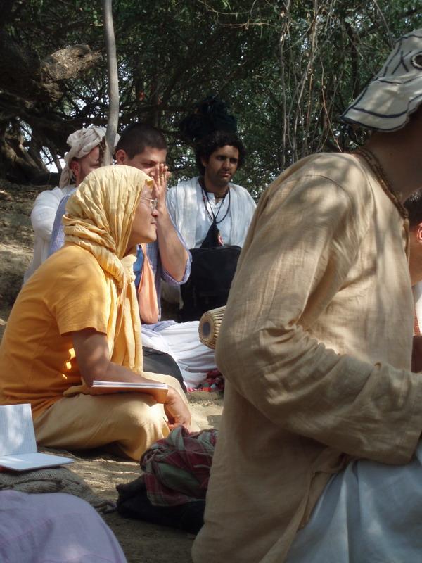11.11.2006. Varsana, Japa Retreat 13