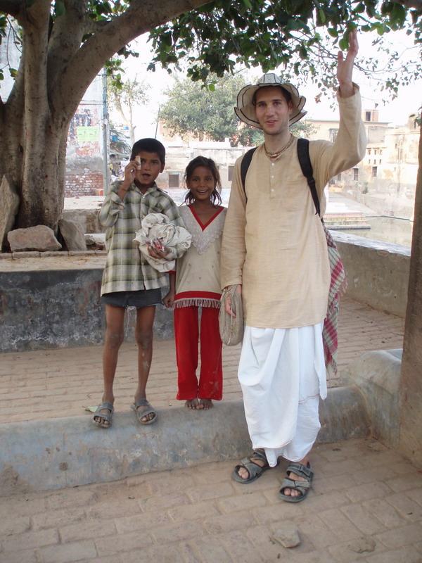 Radha Kund & Syama Kund 42