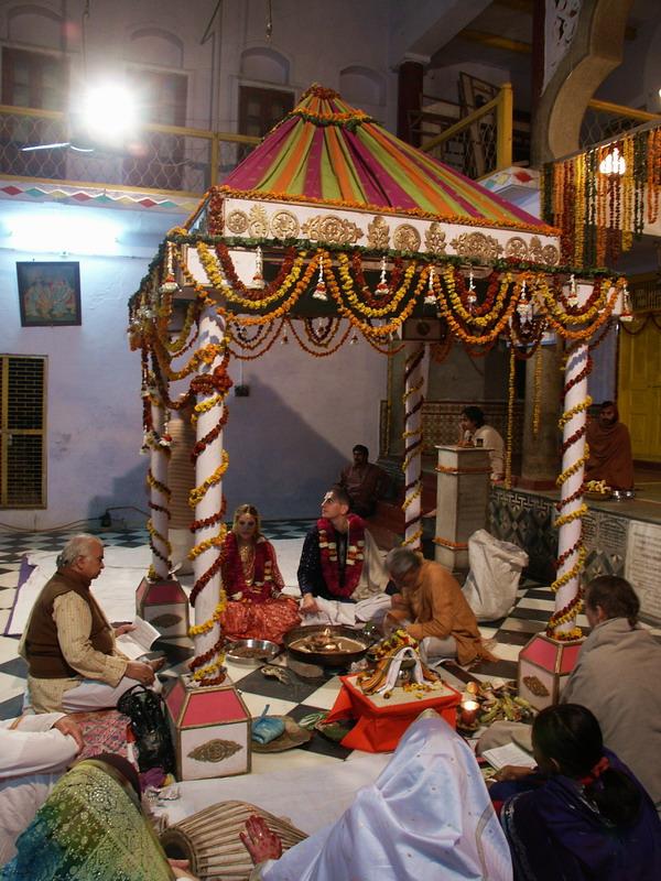 72 Vrindavan Vivaha Yajna
