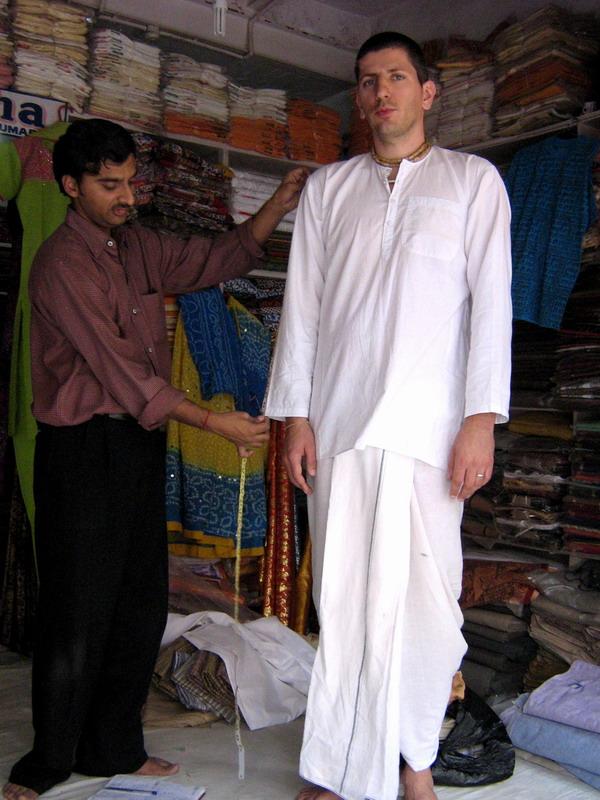 48 Vrindavan krojac