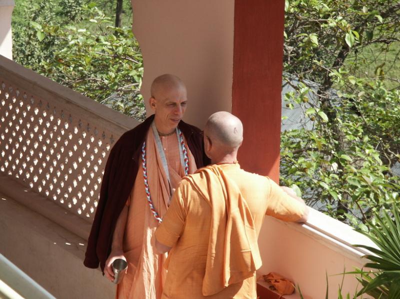 Mayapur, razno, 2/2007 63