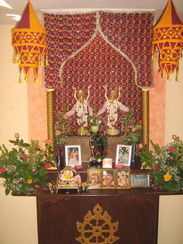 Split - Sri Sri Gaura-Nitai 211