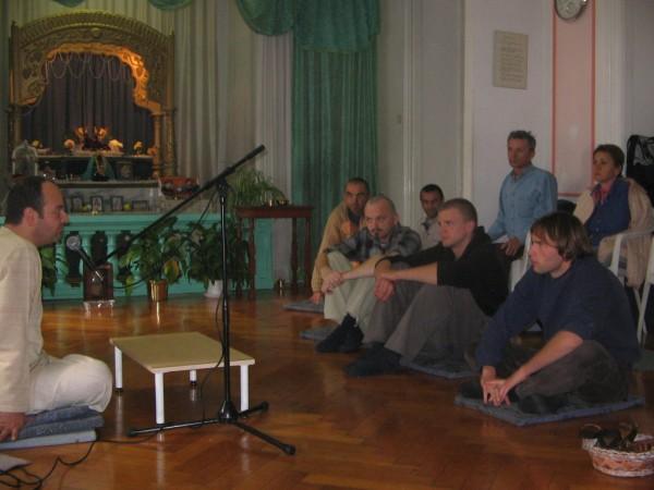 Harinam i proslava brda Govardhan 53