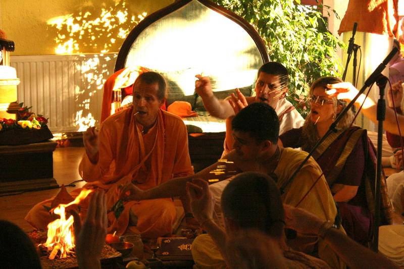 Nityananda Trayodasi ZG 2008 13