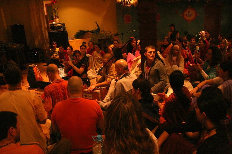 Nityananda Trayodasi ZG 2008 19