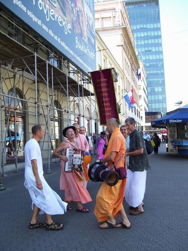 Harinamu sa Mahavisnu Swamijem 13