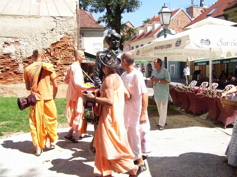 Harinamu sa Mahavisnu Swamijem 34