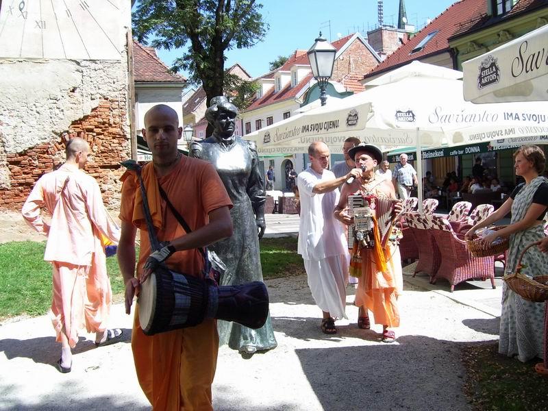 Harinamu sa Mahavisnu Swamijem 36