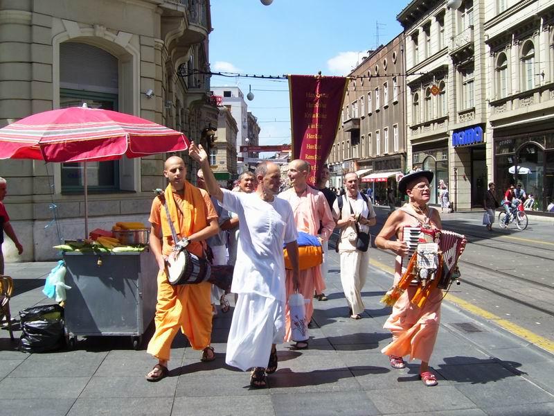 Harinamu sa Mahavisnu Swamijem 62