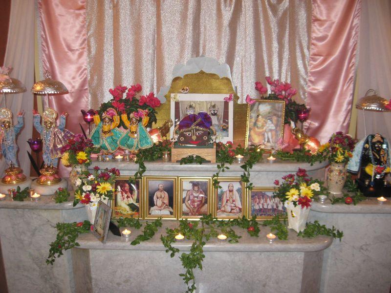 govardhana puja_pula (49) 10-30-2008