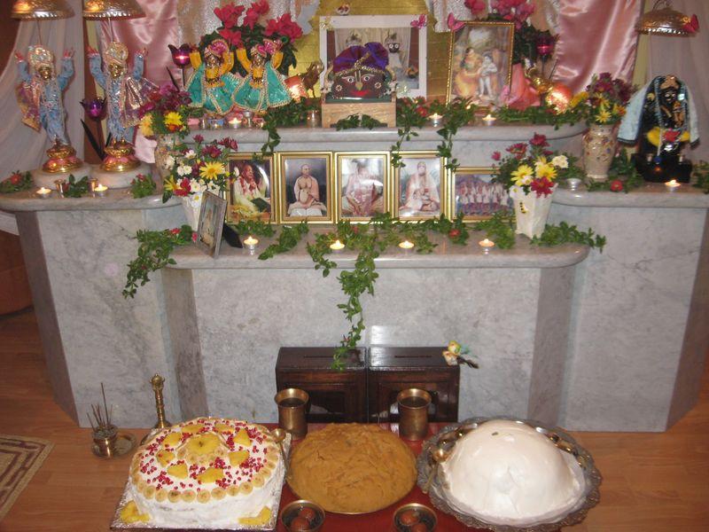 govardhana puja_pula (50) 10-30-2008