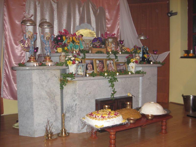 govardhana puja_pula (54) 10-30-2008