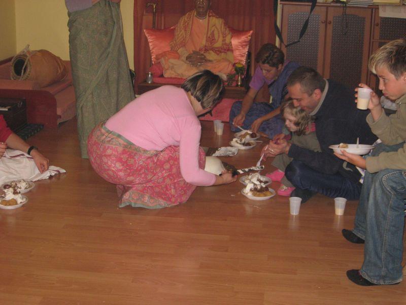 govardhana puja_pula (83) 10-30-2008