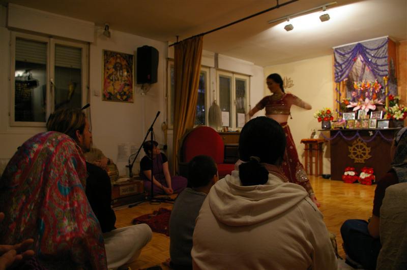 Gaura_purnima_festival 28