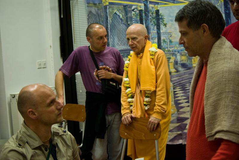 Pula - Javni program s NjS Krsna Ksetra Prabuom i HH Candramali Swamiem 10