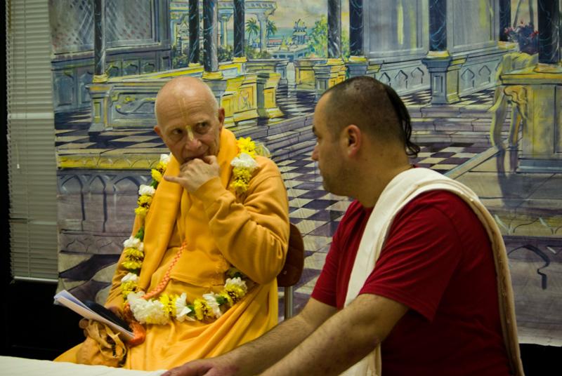Pula - Javni program s NjS Krsna Ksetra Prabuom i HH Candramali Swamiem 25