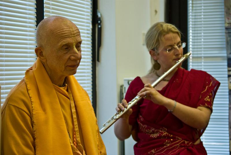 Pula - Javni program s NjS Krsna Ksetra Prabuom i HH Candramali Swamiem 35