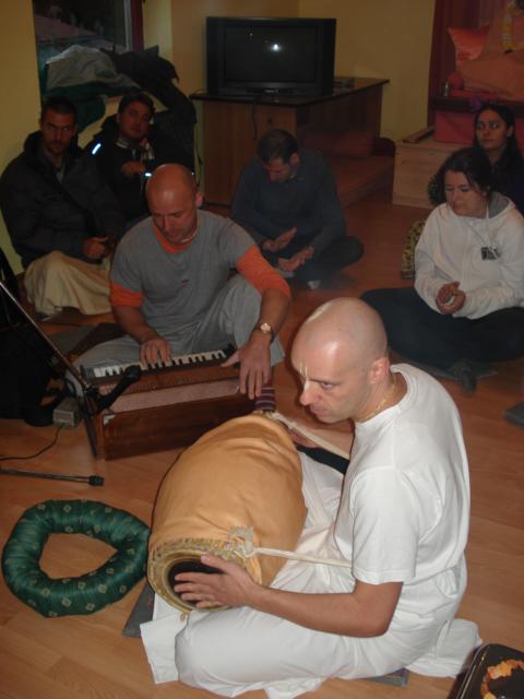 Govardhana Puja, Go Puja 12