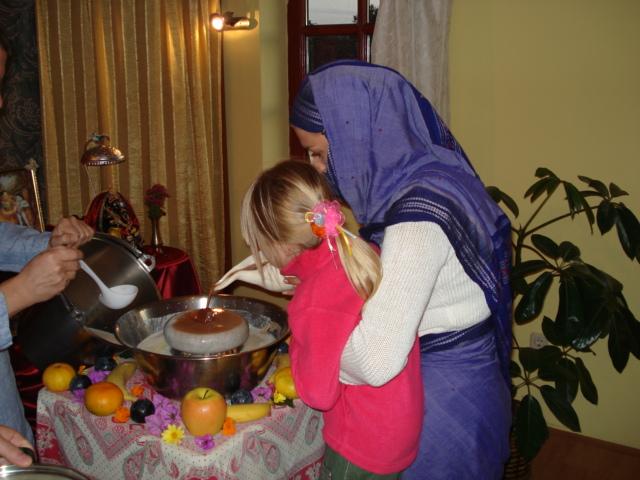 Govardhana Puja, Go Puja 16