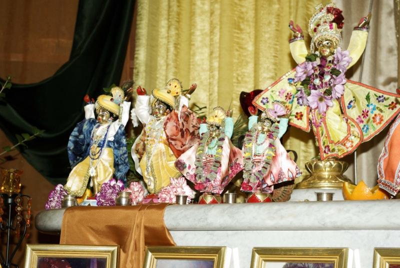 Nityananda Trayodasi 2010 15